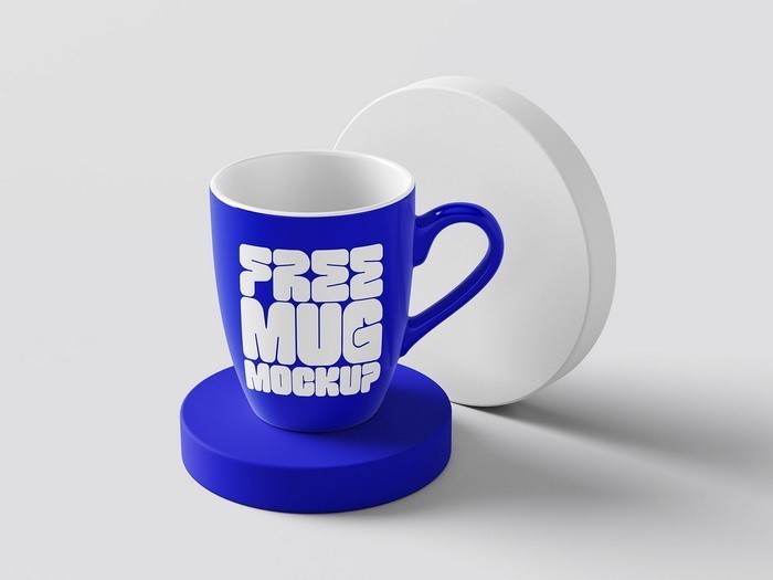 Curvy Mug Mockup 3